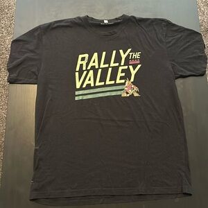 Arizona Coyotes Rally The Valley BreakingT T-Shirt Men’s Large L
